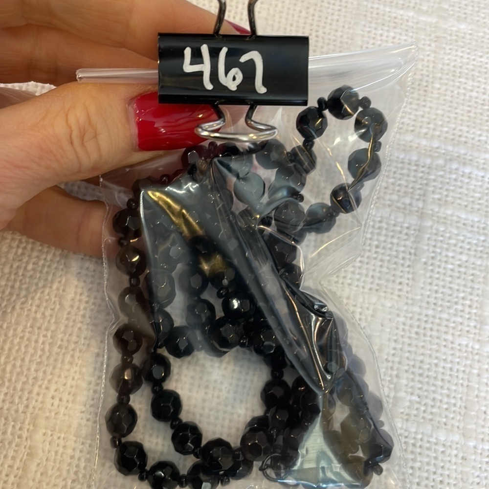 💐5/25 double strand faceted acrylic black and seed beads - Picture 6 of 6